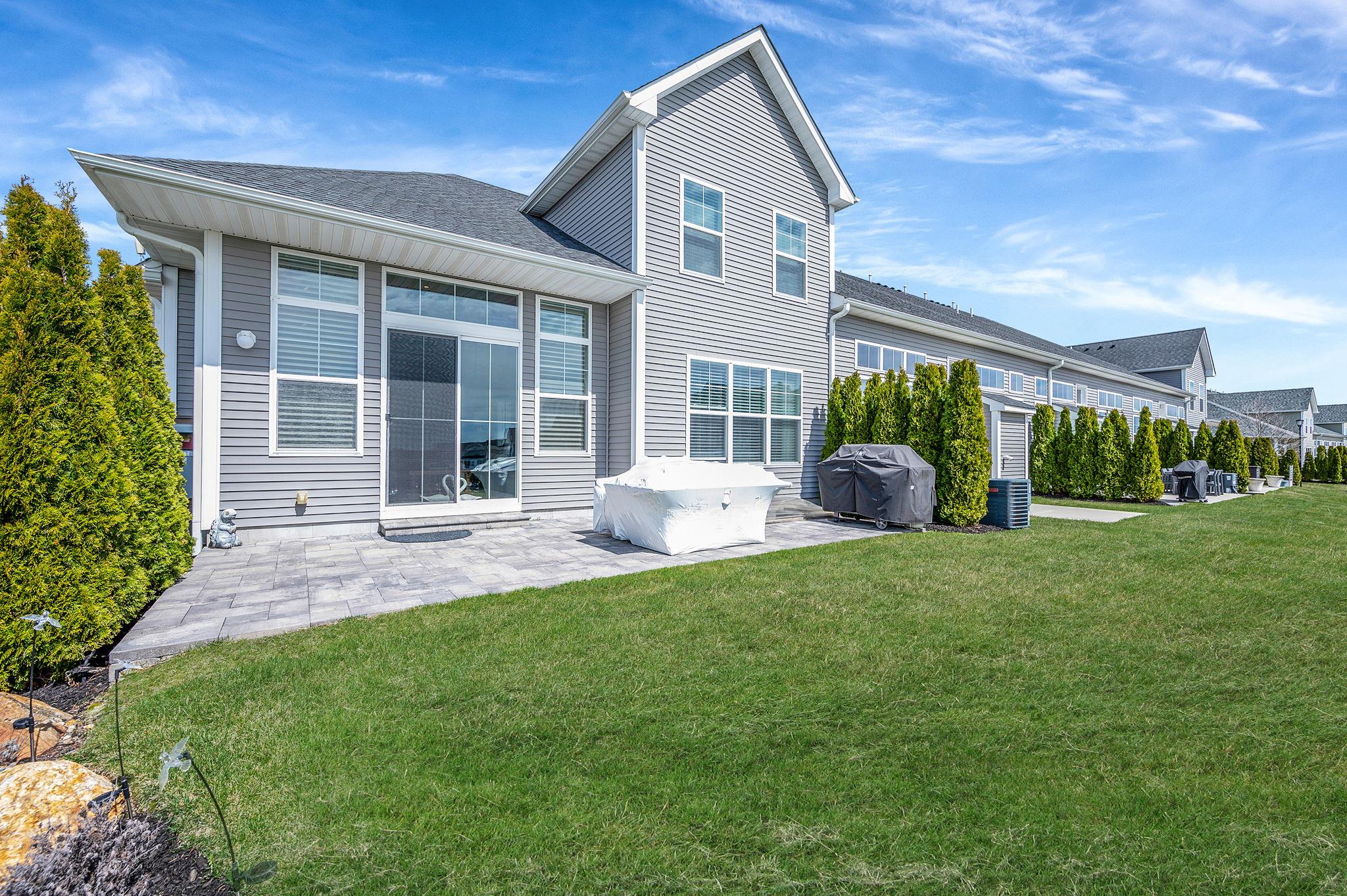 84 Wavell Avenue Property Photo 6
