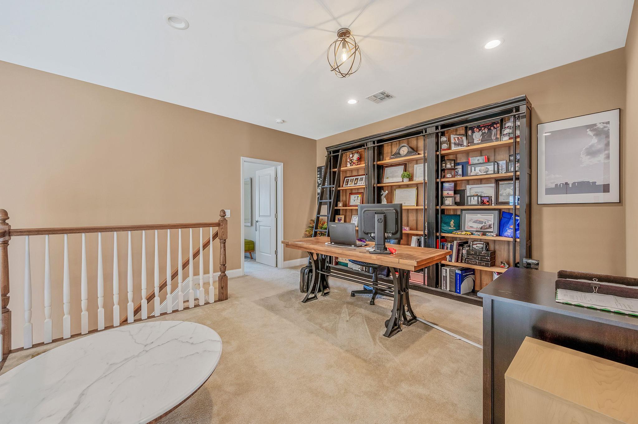 84 Wavell Avenue Property Photo 27