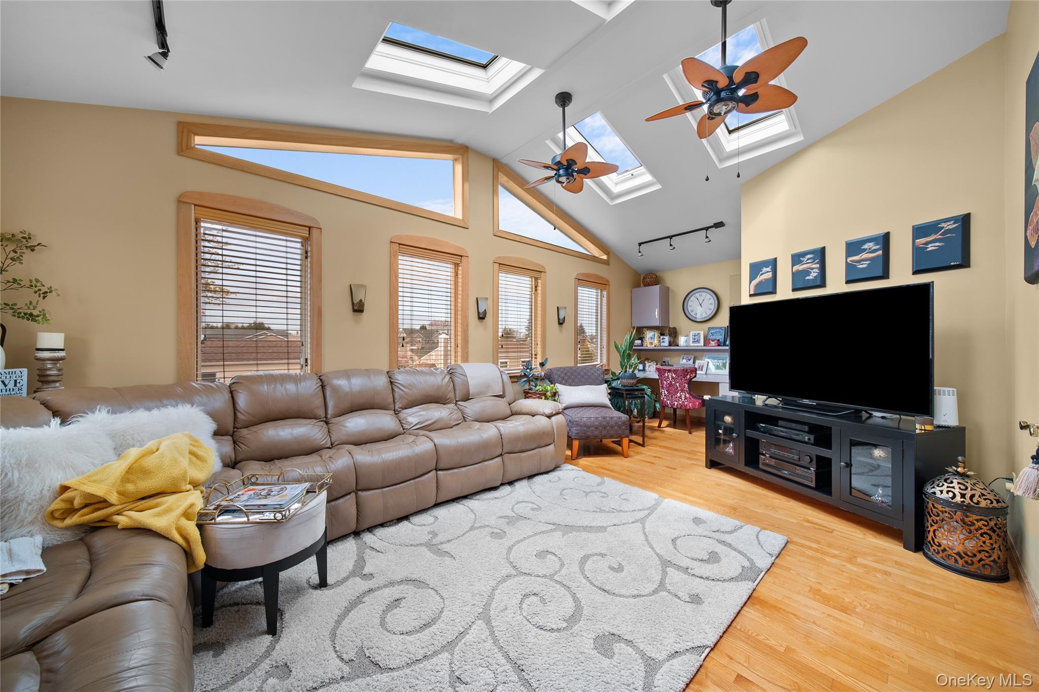 312 Ocean Avenue Property Photo 5