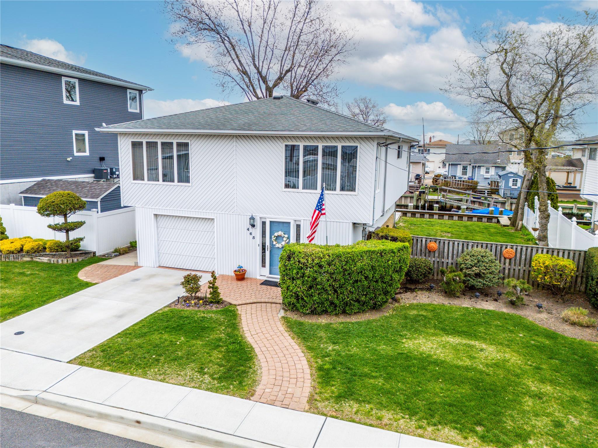 465 Nassau Avenue Property Photo