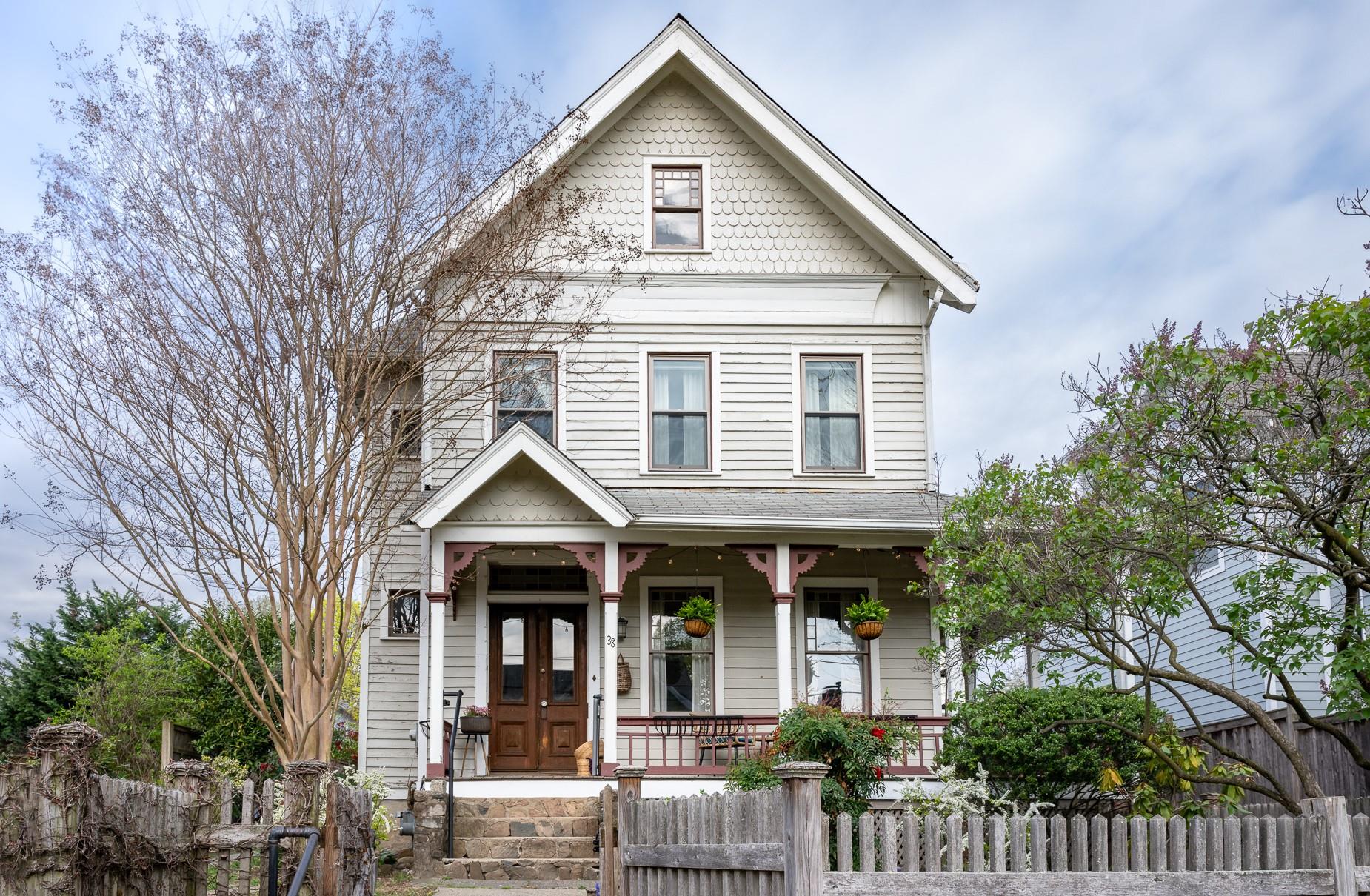 38 Summit Street Property Photo