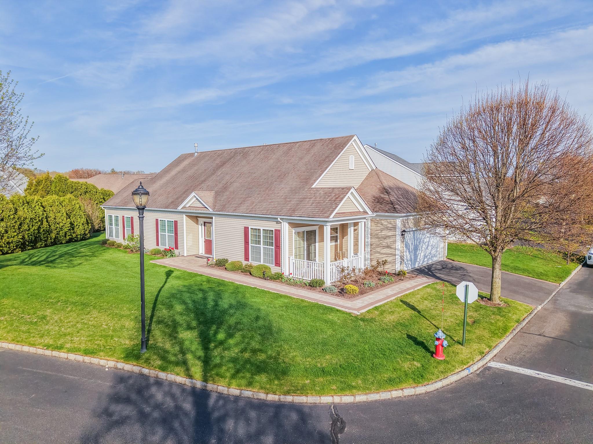 20 Oakhurst Court Property Photo