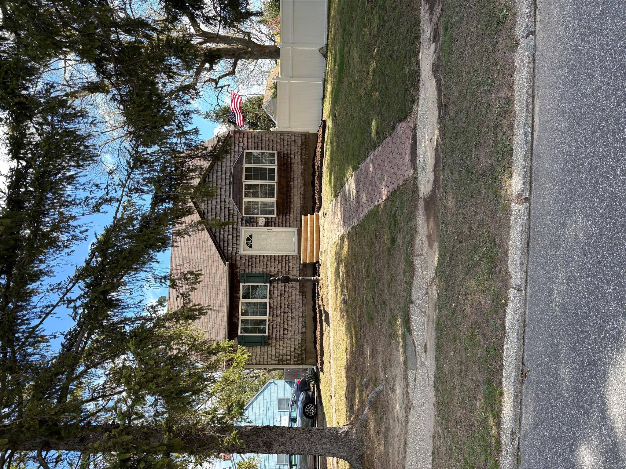 253 Sears Road Property Photo 1