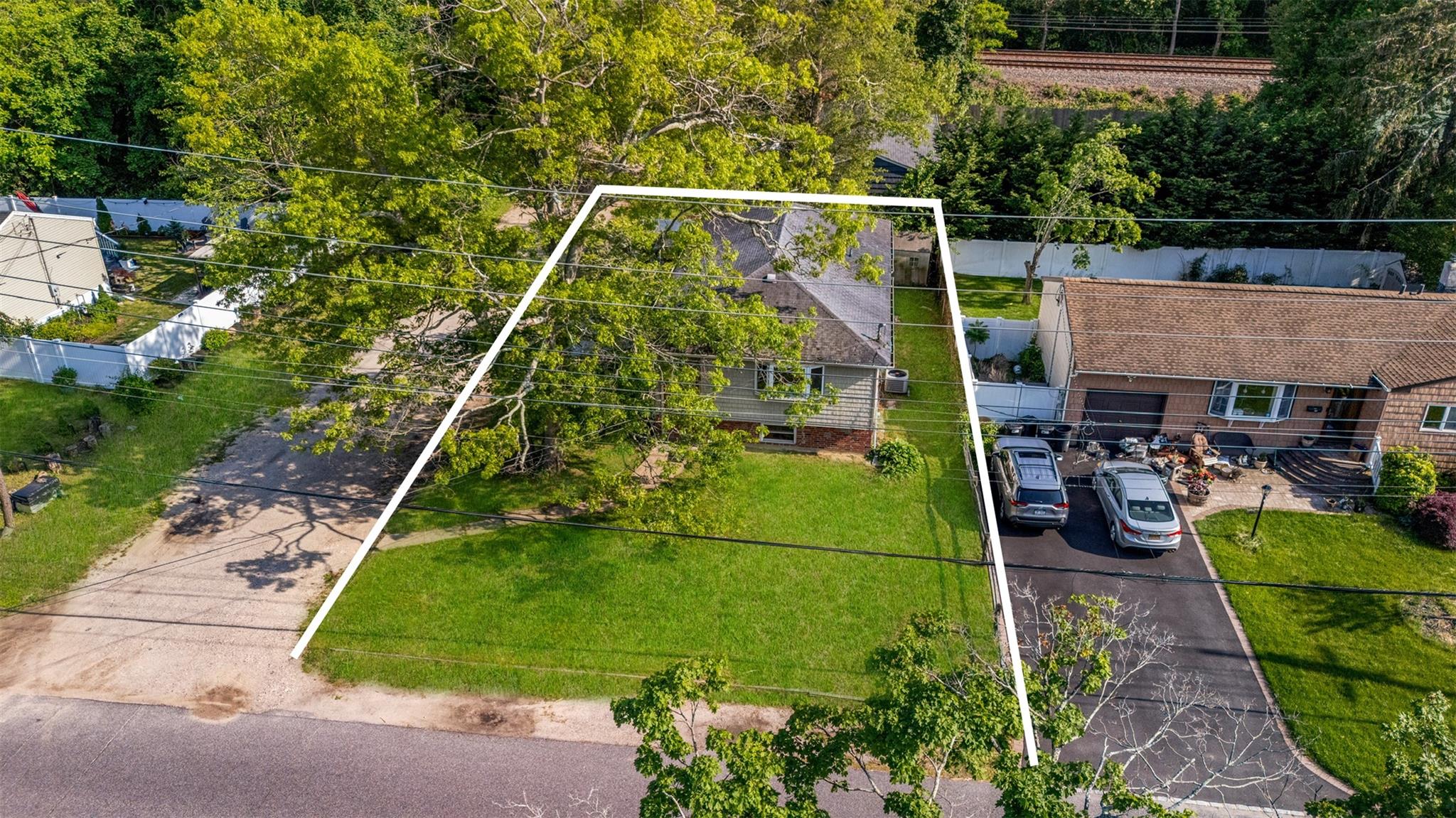 38 Moffitt Boulevard Property Photo 30