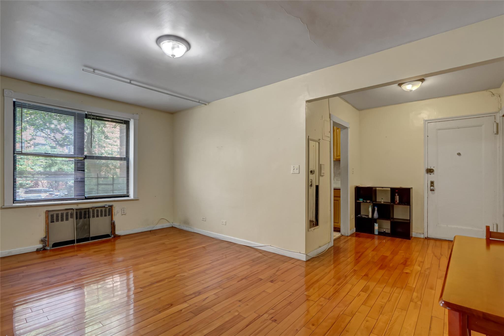 4405 Macnish Street 1b Property Photo 8