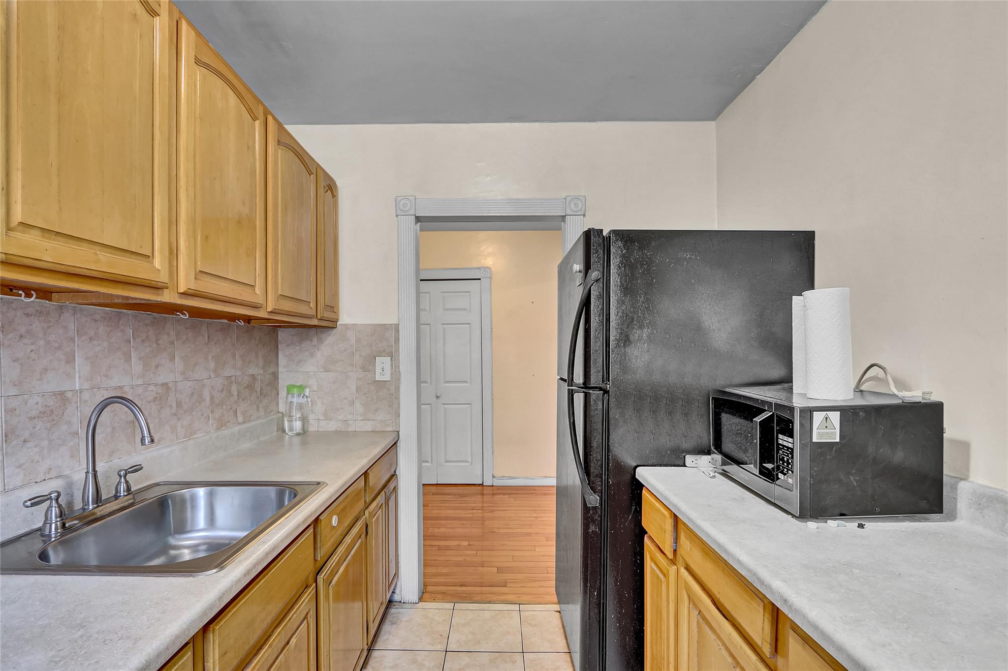 4405 Macnish Street 1b Property Photo 14