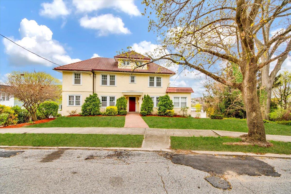 12 Pilgrim Avenue Property Photo