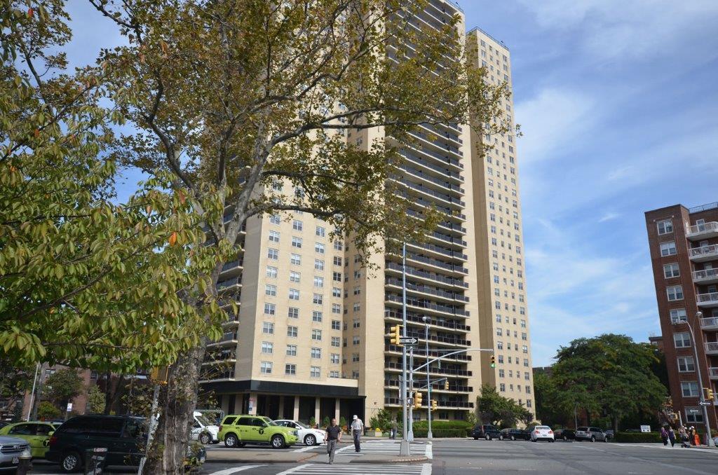 110-11 Queens Boulevard 18d Property Photo 11