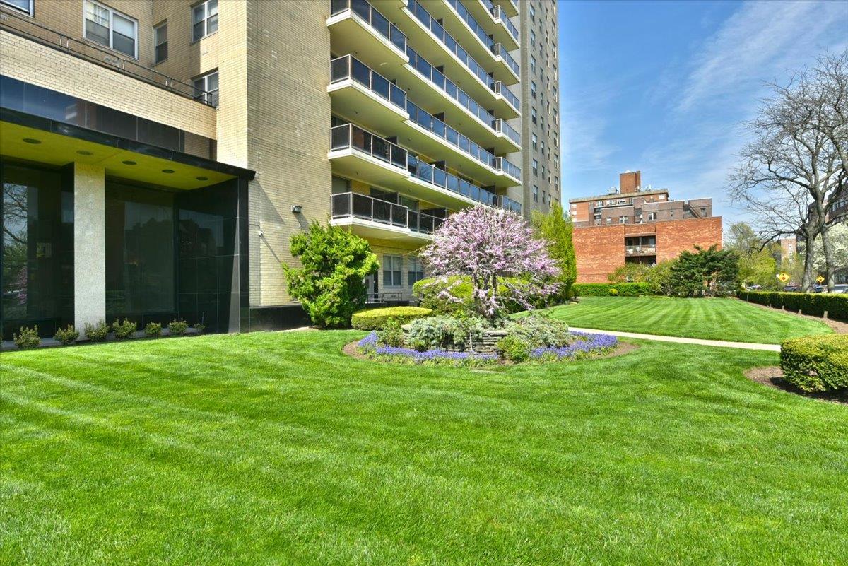 110-11 Queens Boulevard 18d Property Photo 28