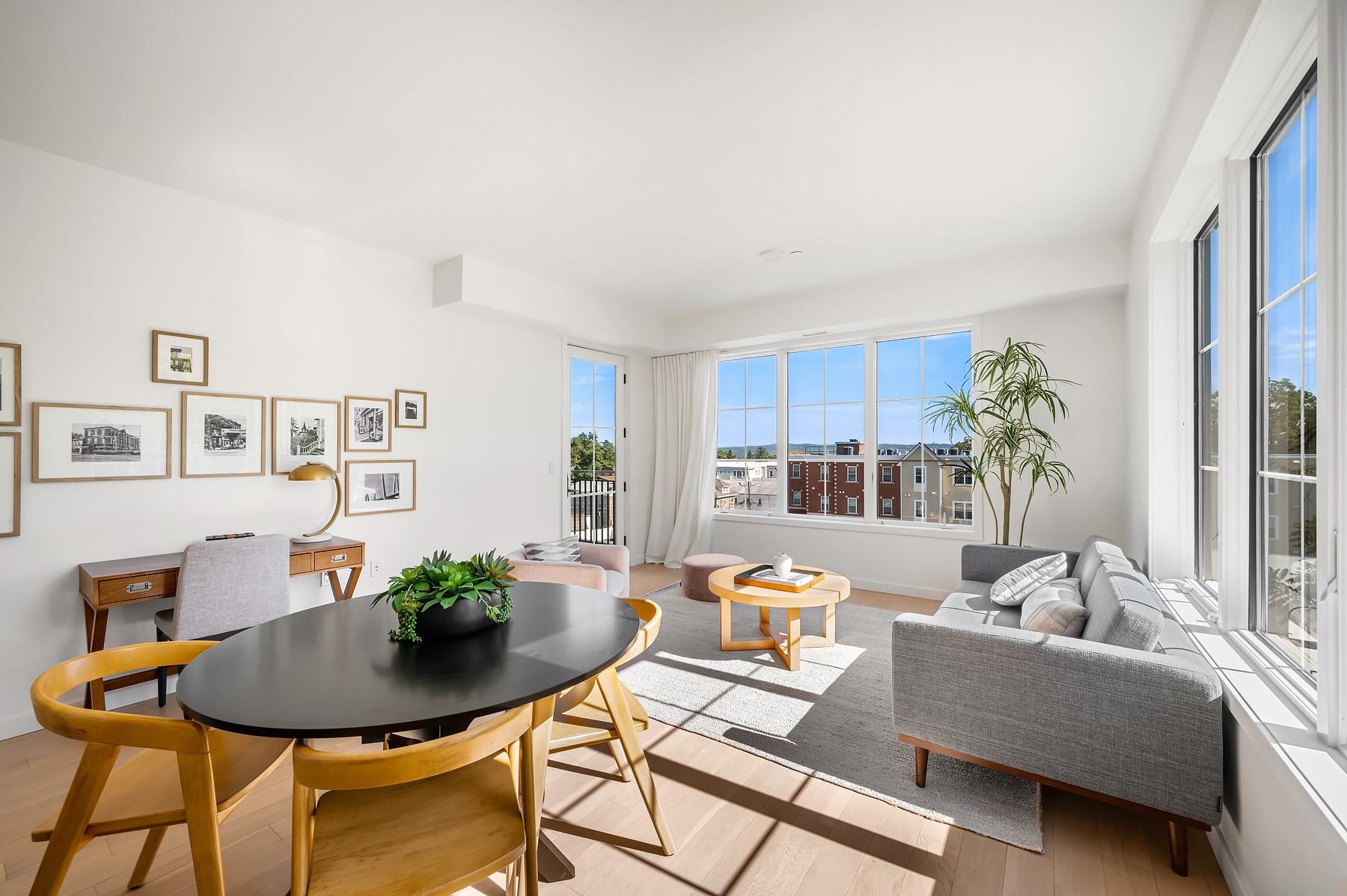 7 S Highland Ave Property Photo