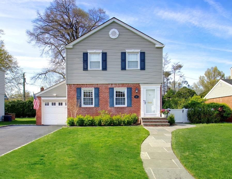 111 Willow Street Property Photo