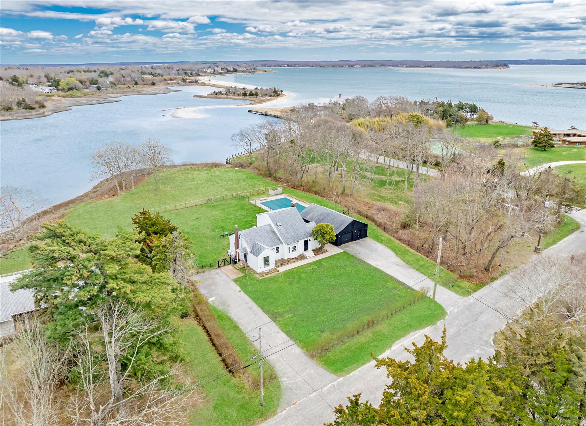 Shelter Island School Real Estate Listings Main Image