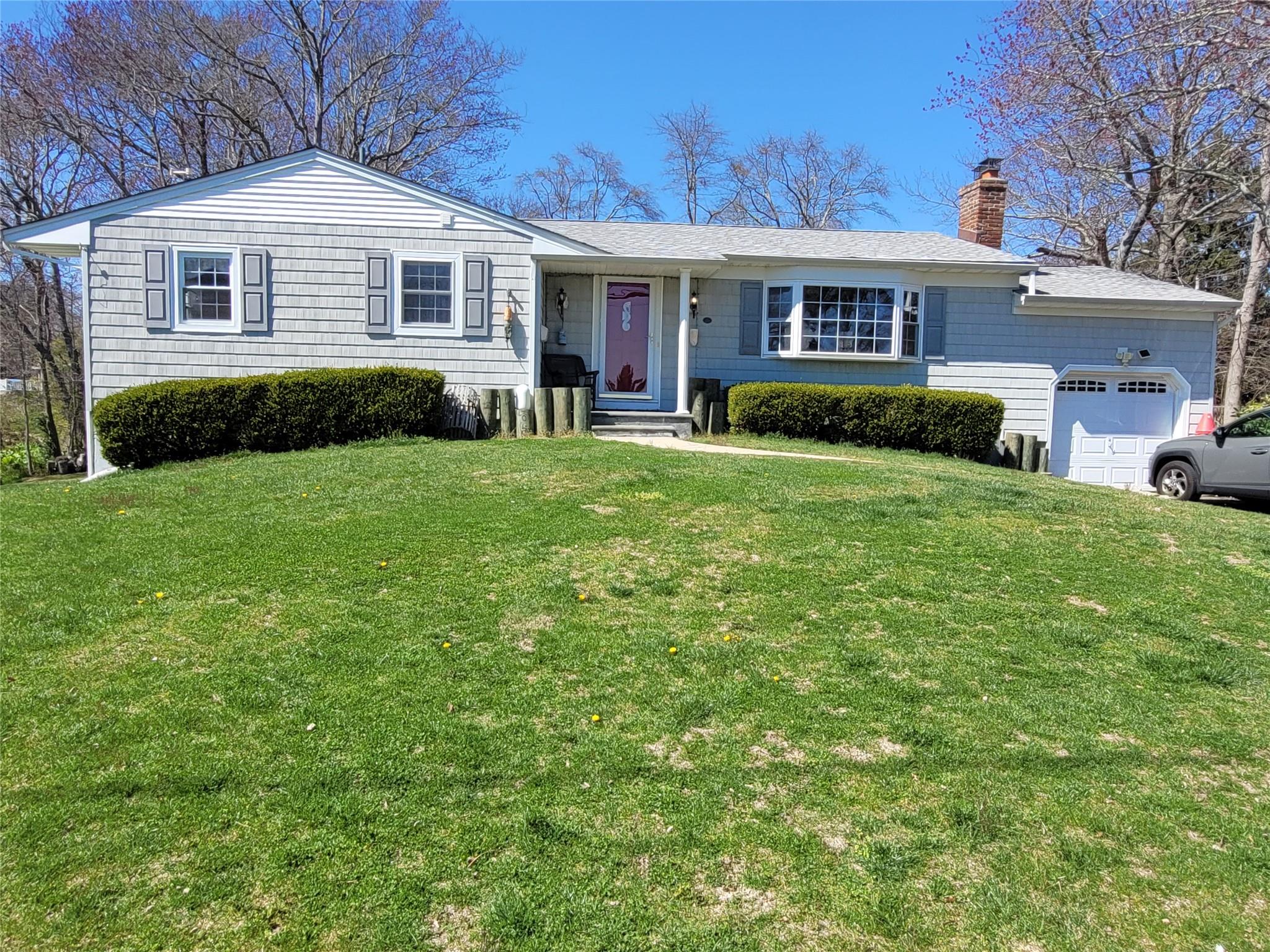 Blue Point Real Estate Listings Main Image