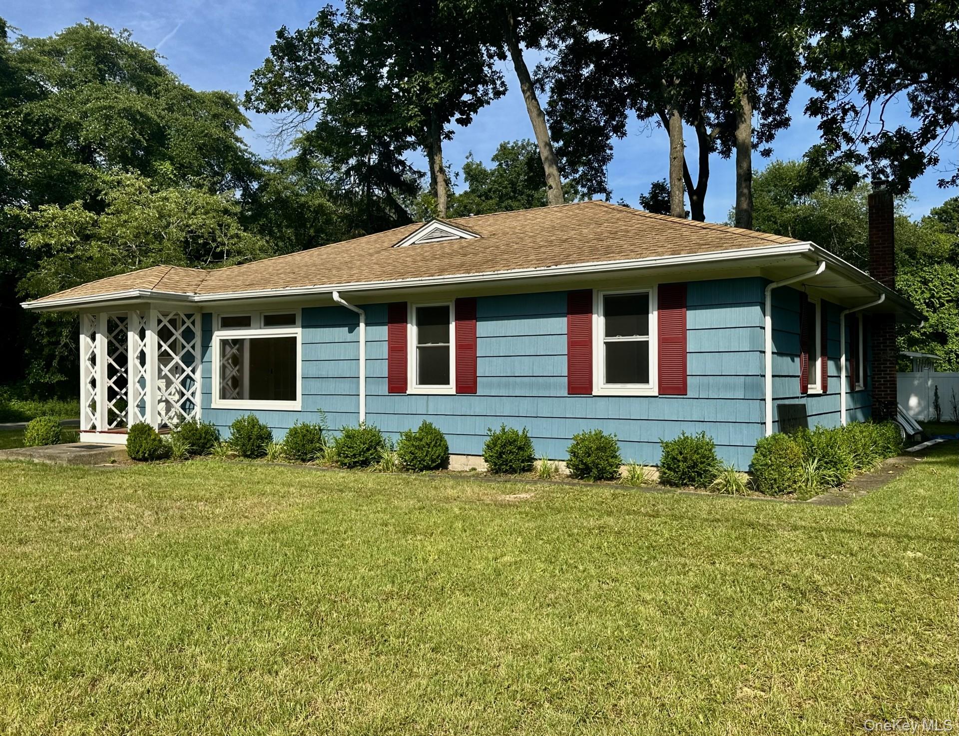257 Union Avenue Property Photo 2