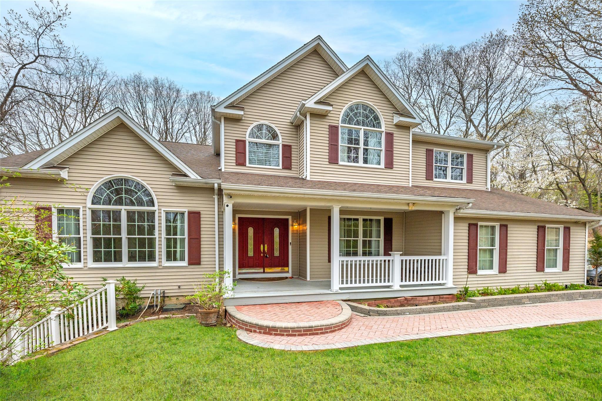 615 Pulaski Road Property Photo