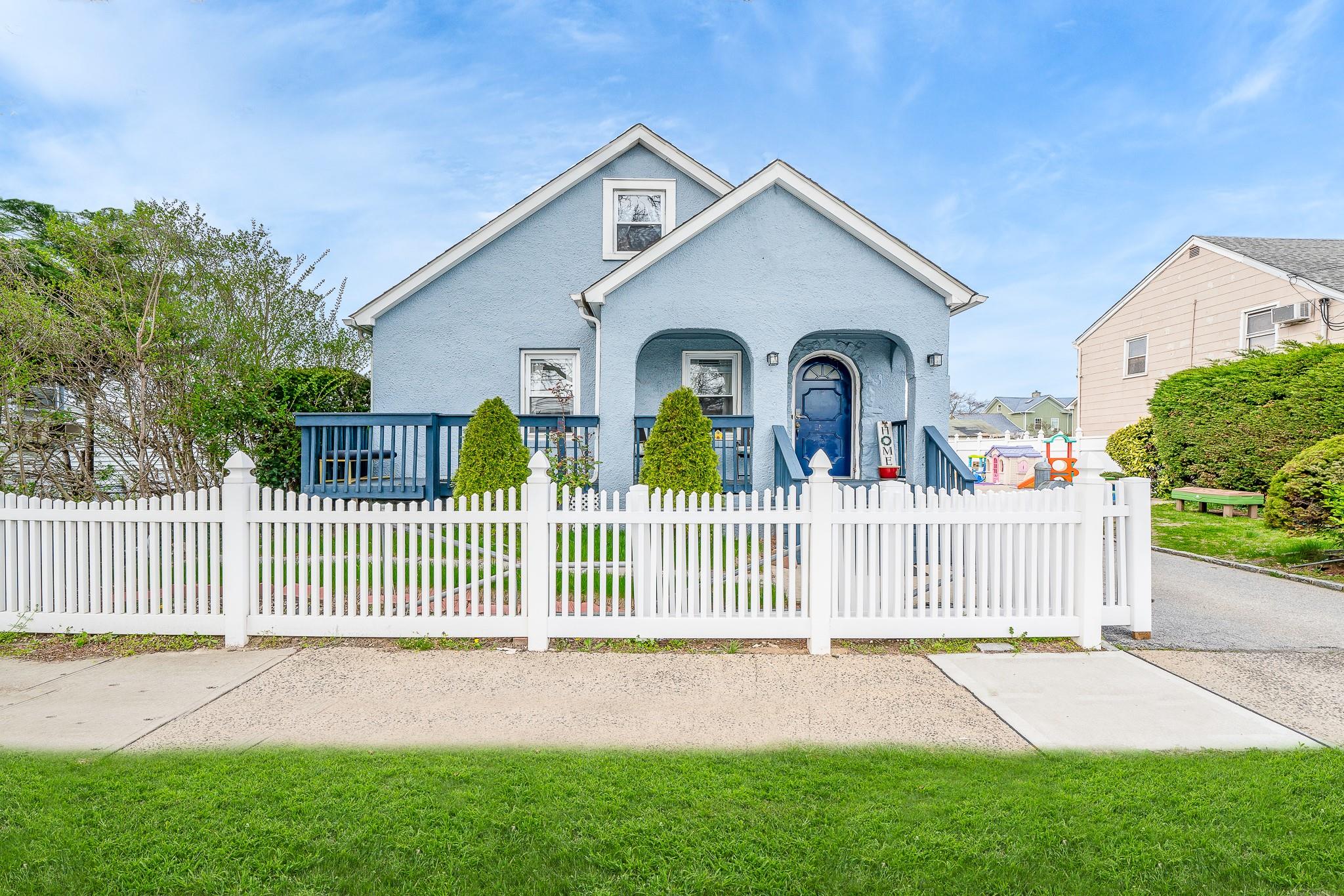 16 Atlantic Avenue Property Photo