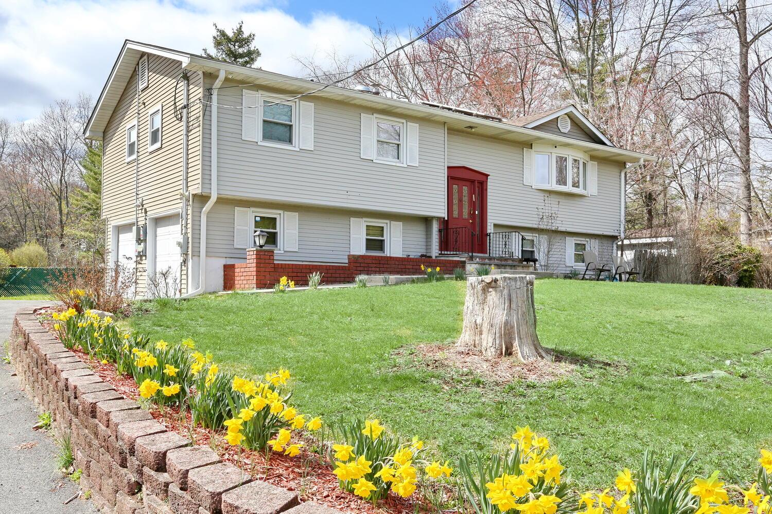 1 W Burda Pl Property Photo