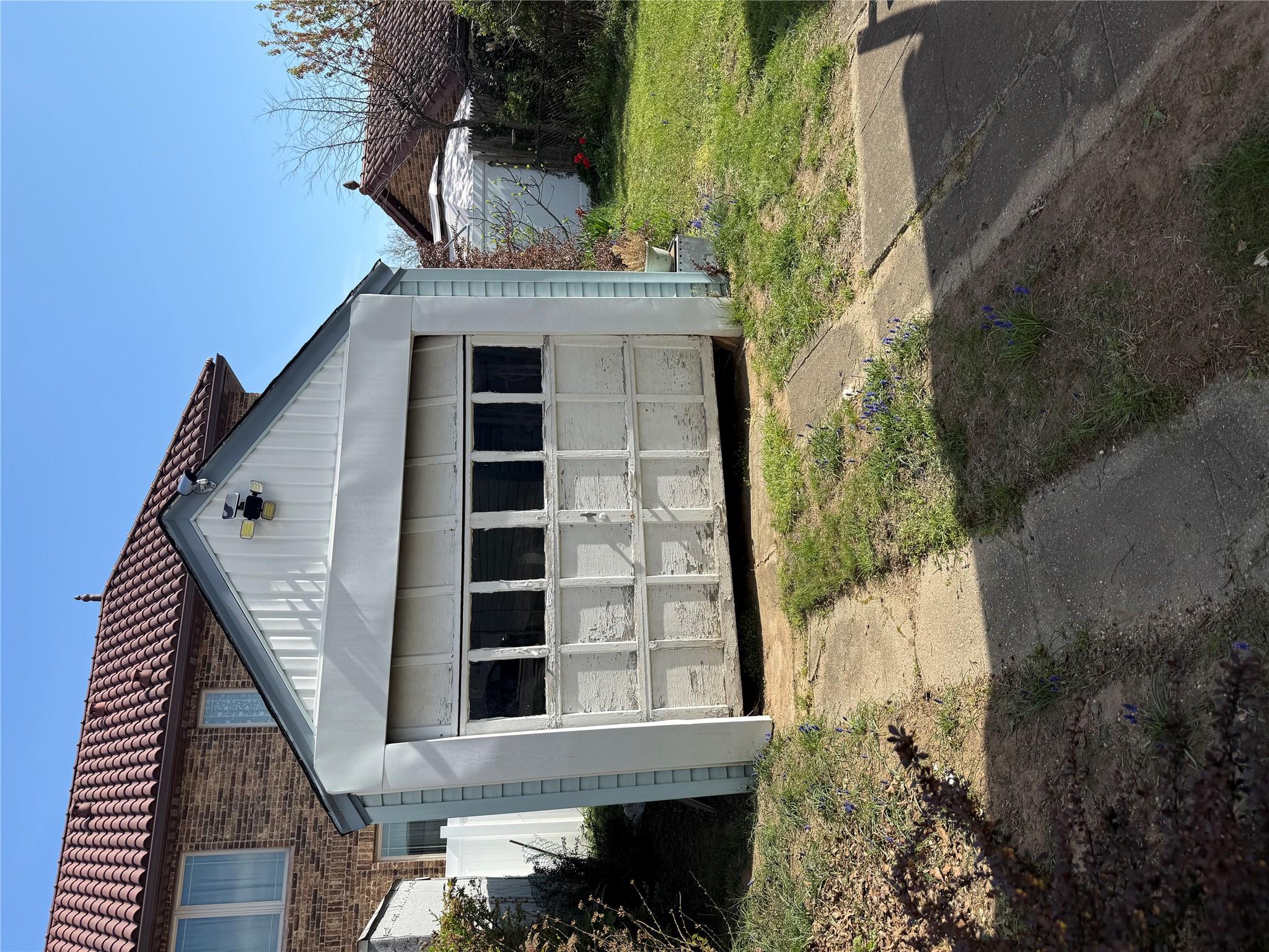122-05 133rd Avenue Property Photo 5