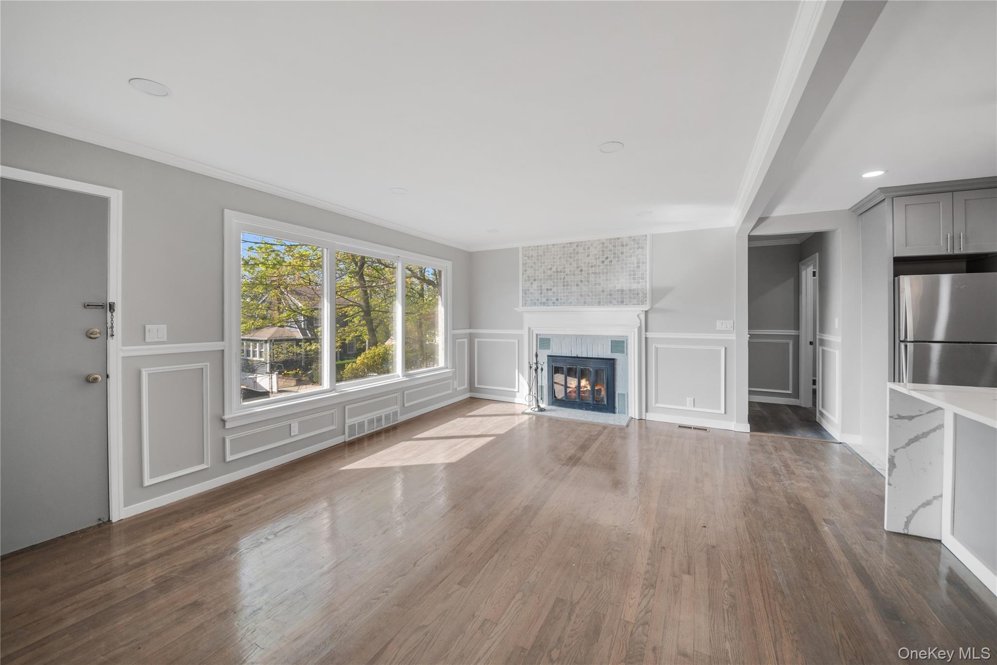 84 Courter Avenue Property Photo 3