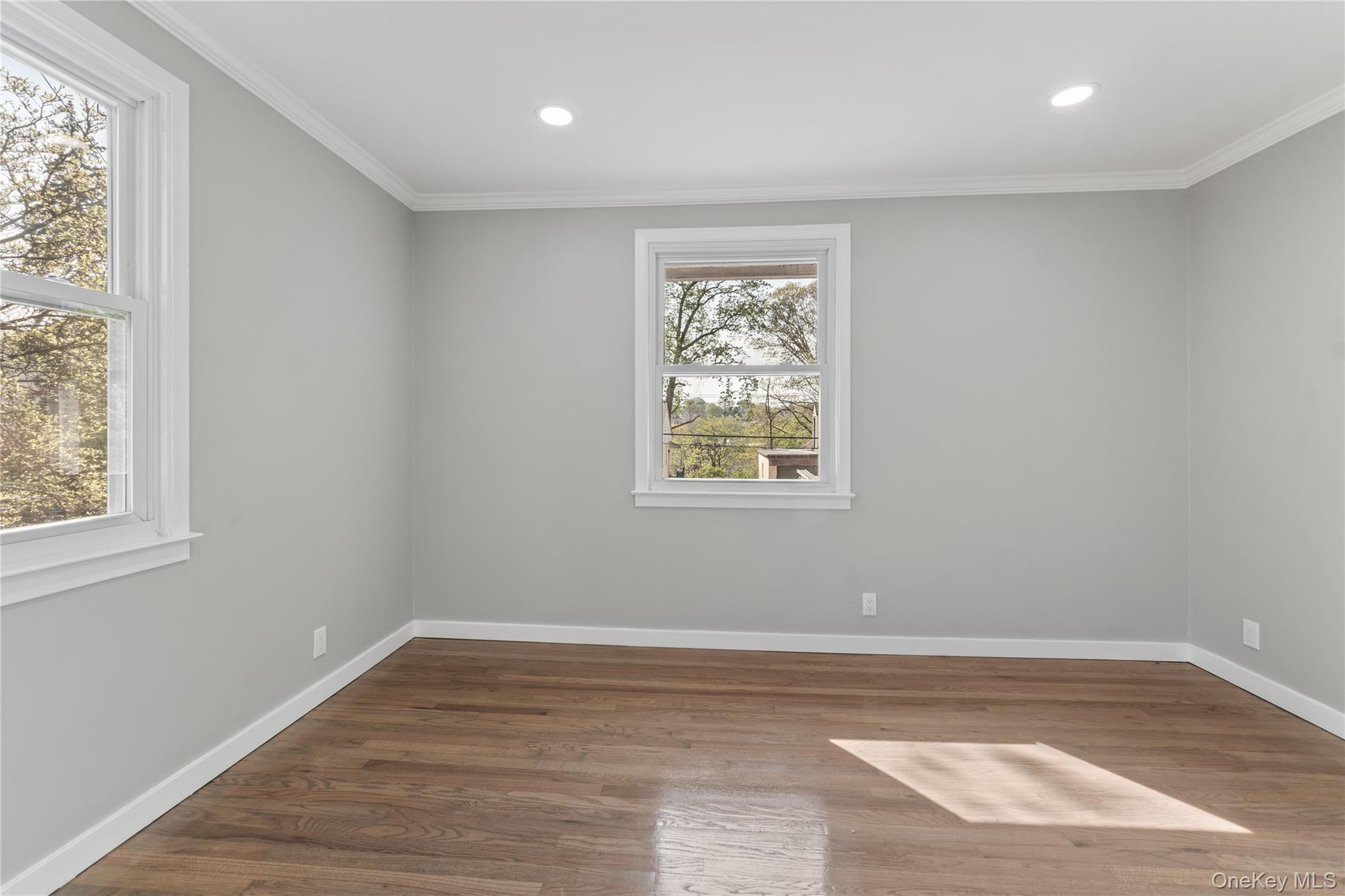 84 Courter Avenue Property Photo 11