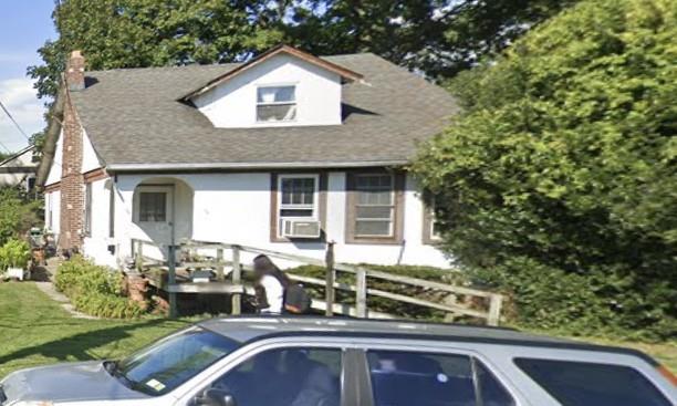 1 Brewster St Property Photo