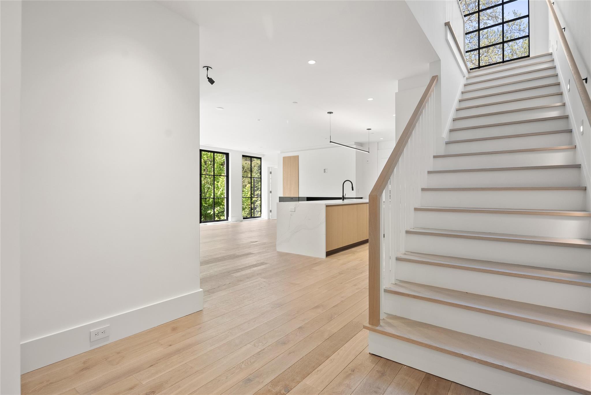 41 Richmondville Avenue Duplex 2 Property Photo 19