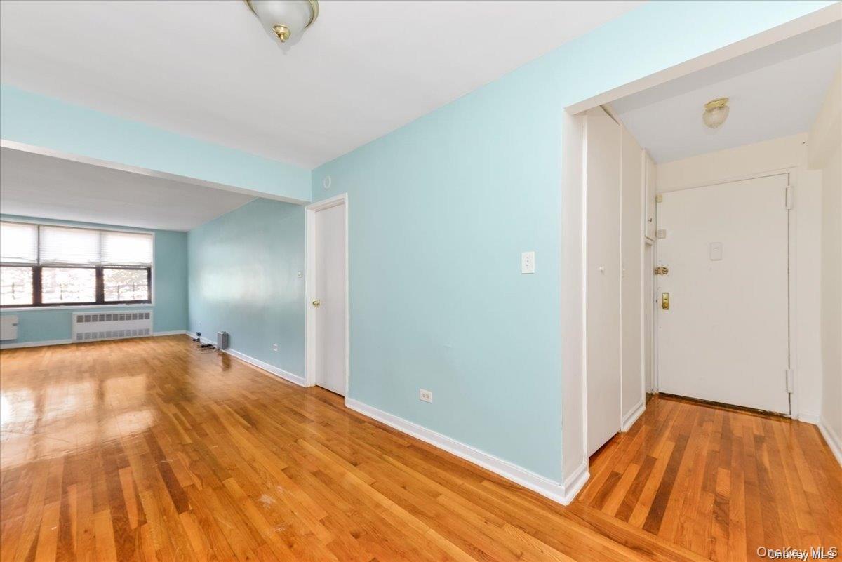 1165 E 54th Street 3k Property Photo 3