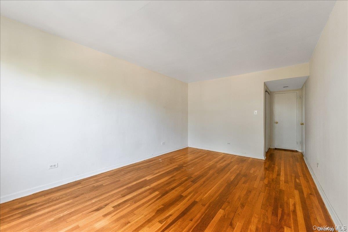1165 E 54th Street 3k Property Photo 15