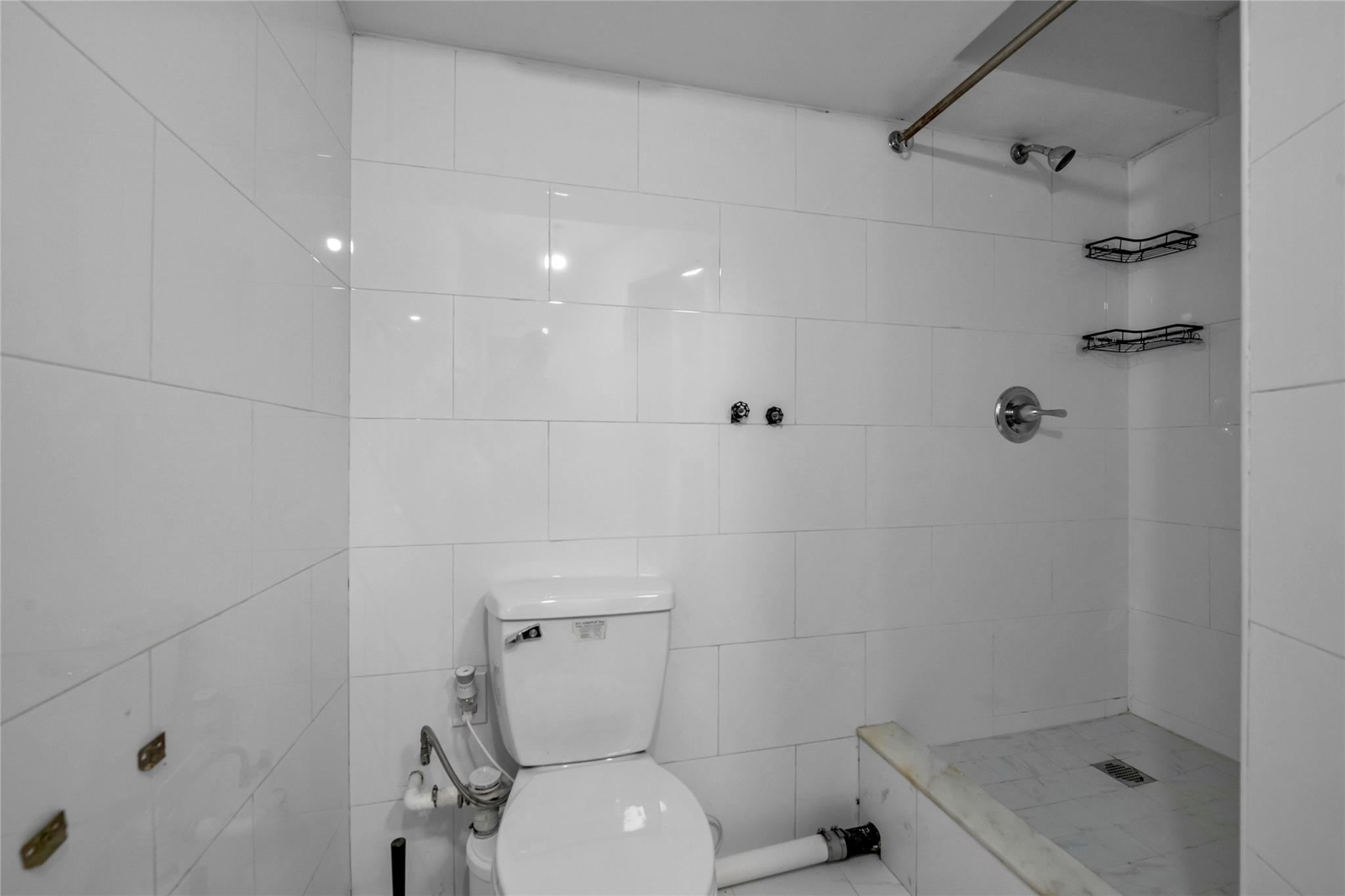 65-06 Grand Central Parkway 1c Property Photo 17