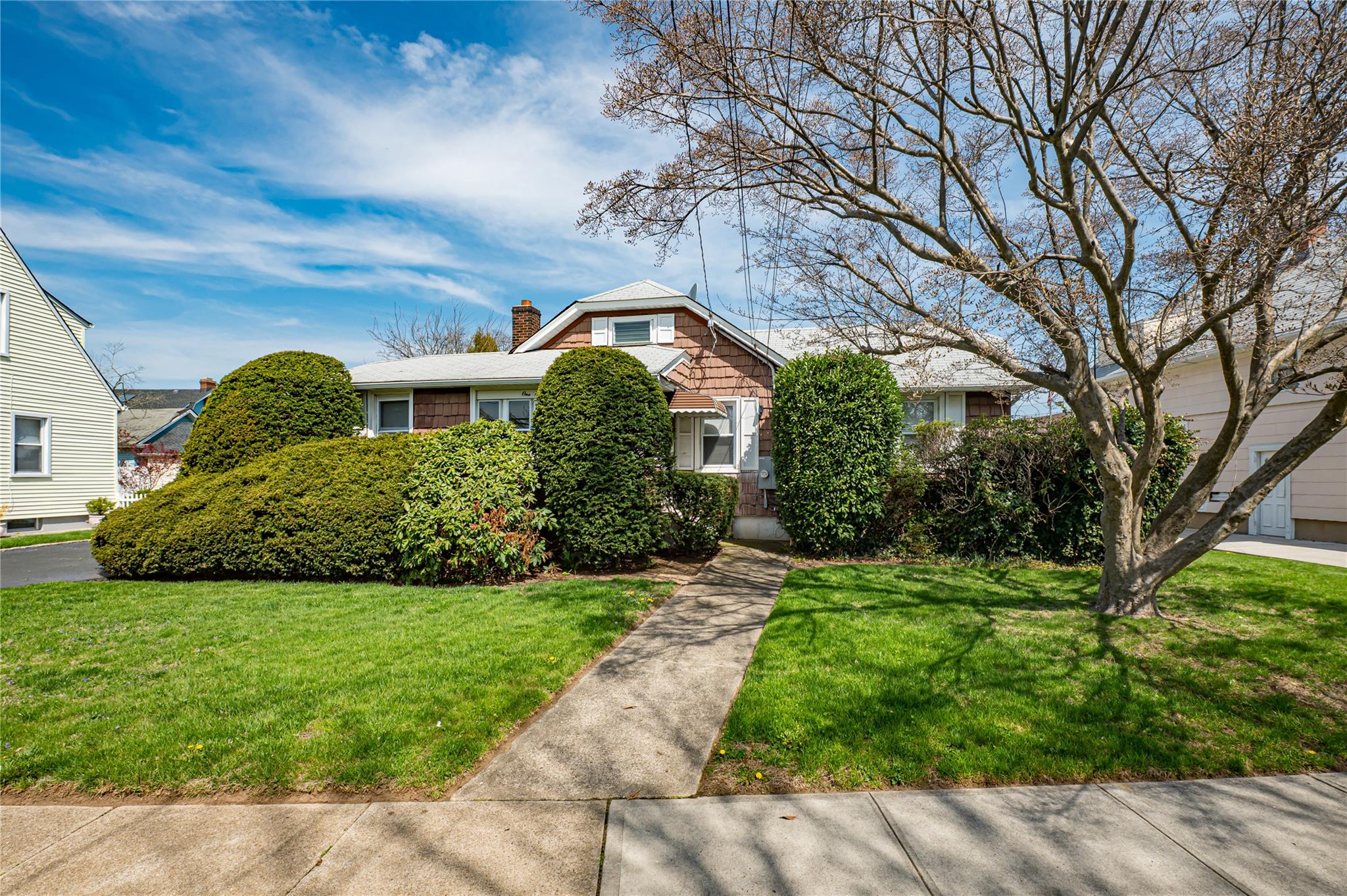 158 1st Street Property Photo