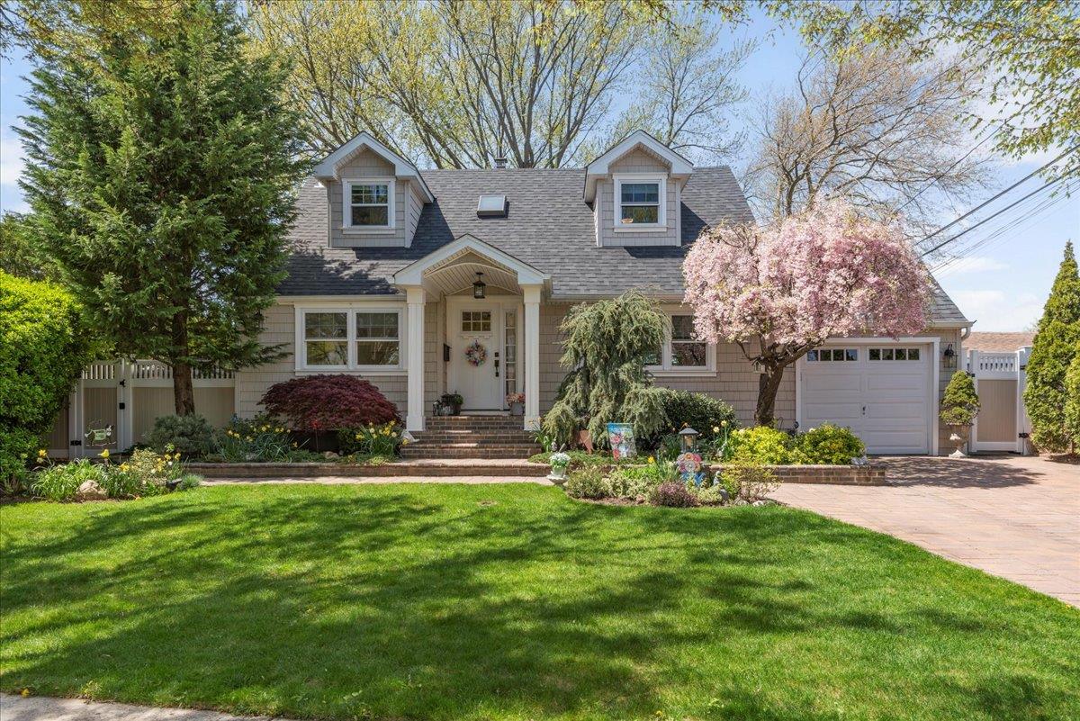 6 Nancy Lane Property Photo