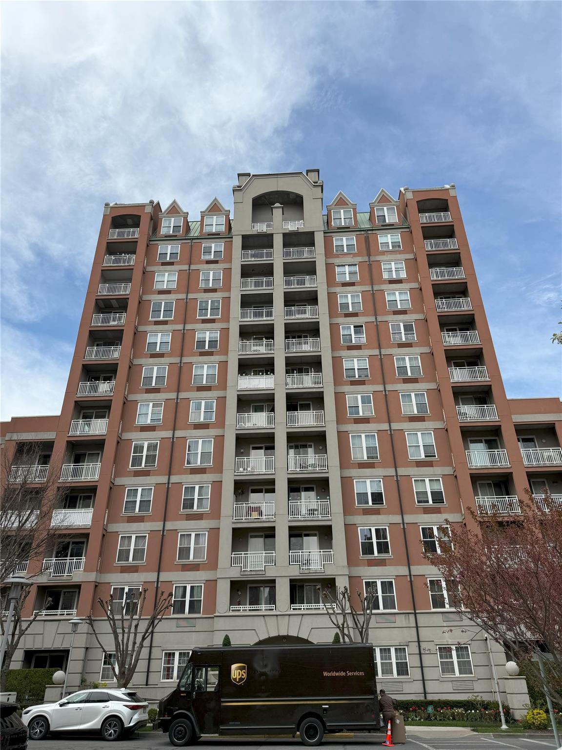 11235 Real Estate Listings Main Image
