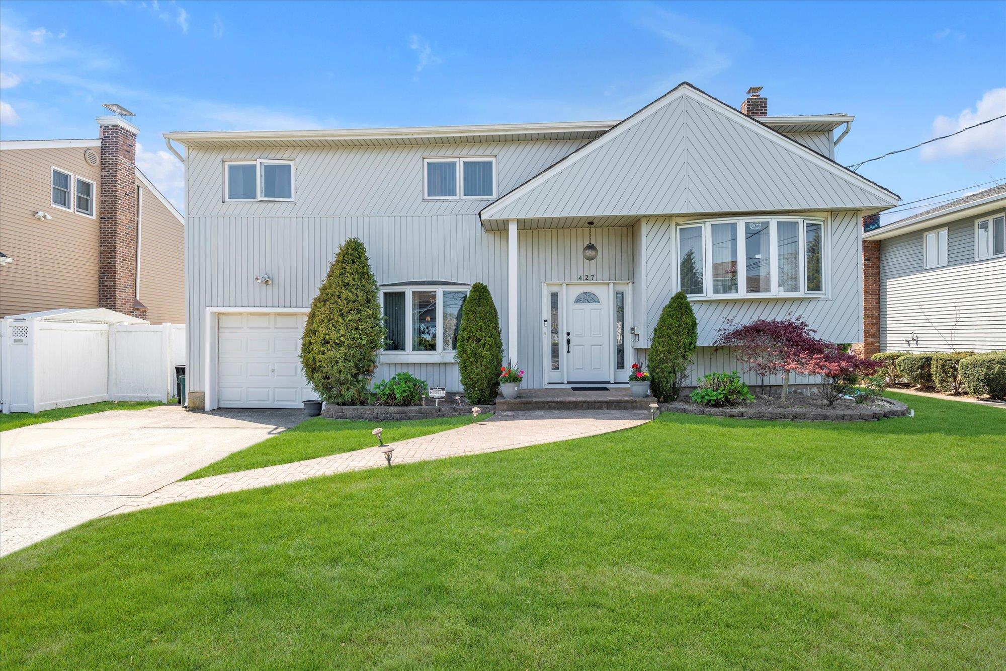 427 Wanamaker Street Property Photo