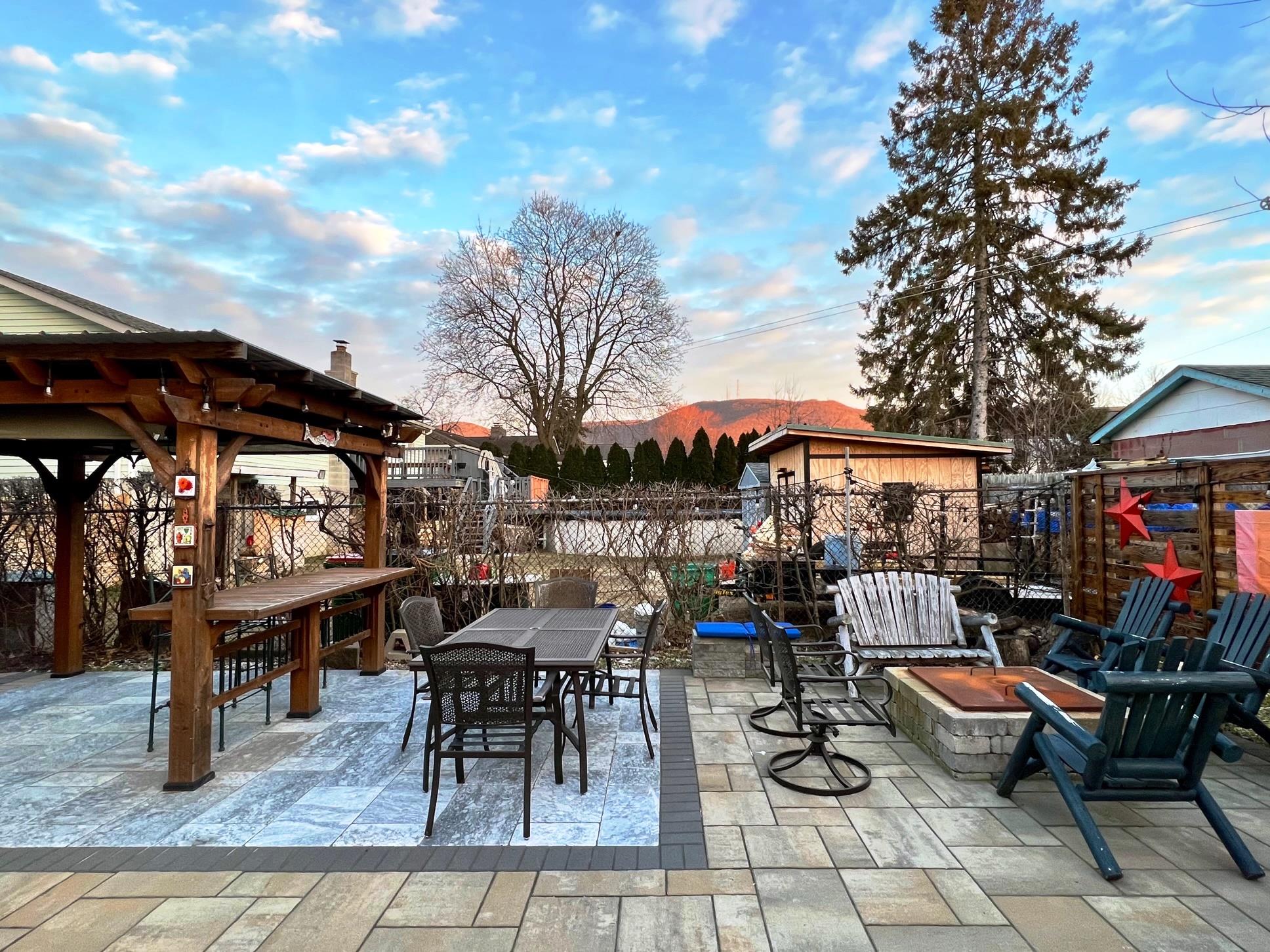 1 Vine Street Property Photo