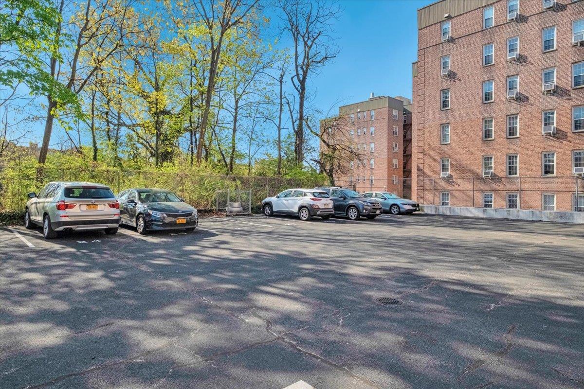 804 Bronx River Road 1a Property Photo 31