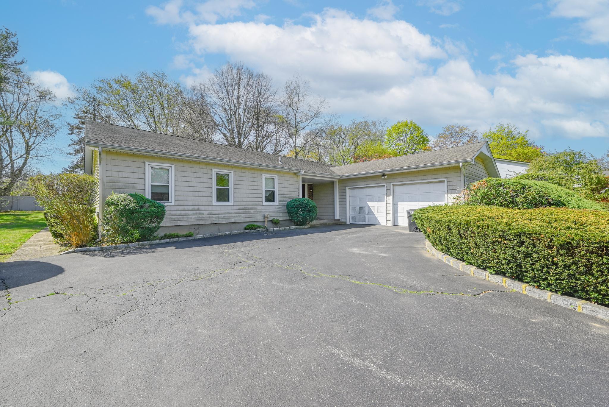 65 Thadford Street Property Photo