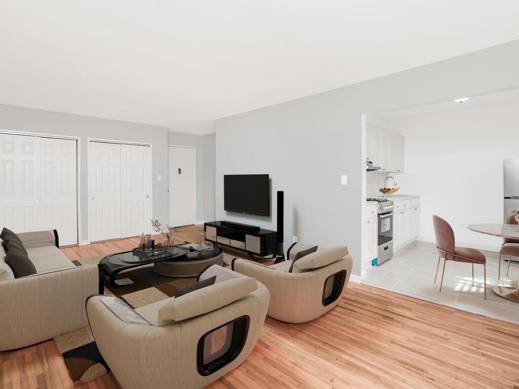 6535 Broadway 5c Property Photo 4