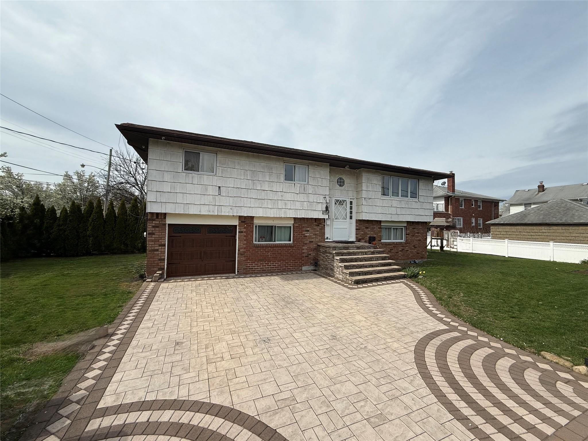 357 Whittier Ave Property Photo