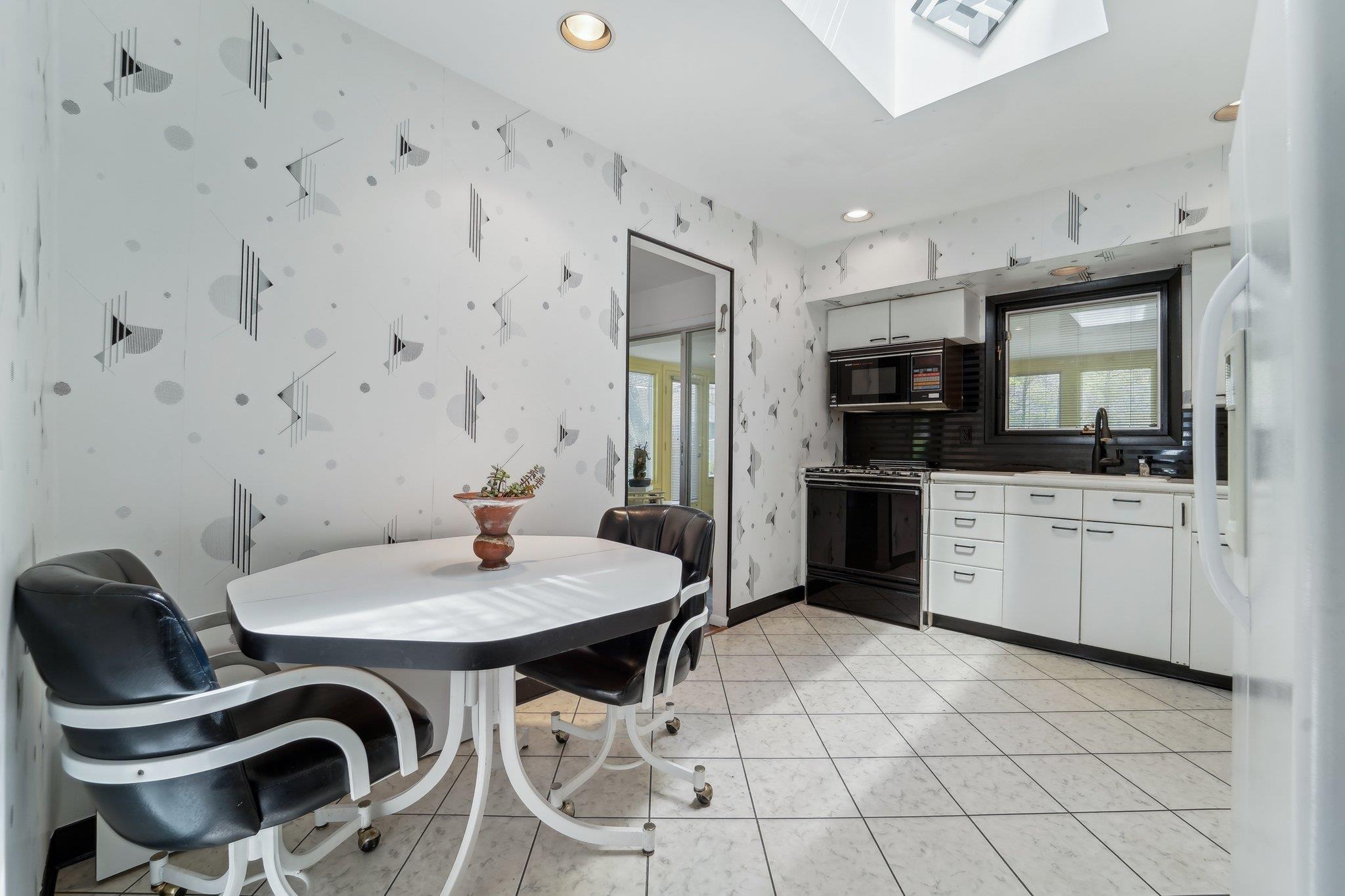 103 S Nauraushaun Road Property Photo 12