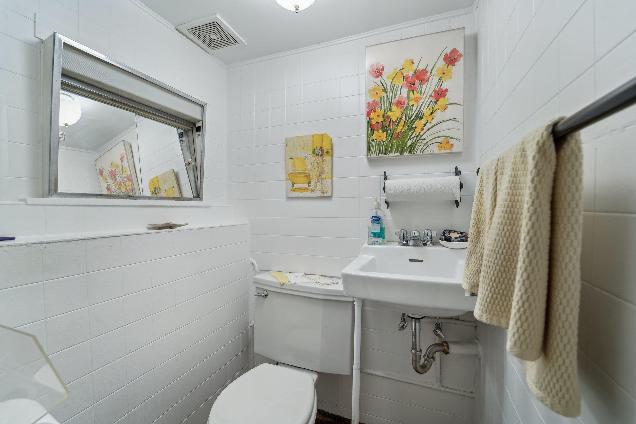 103 S Nauraushaun Road Property Photo 16