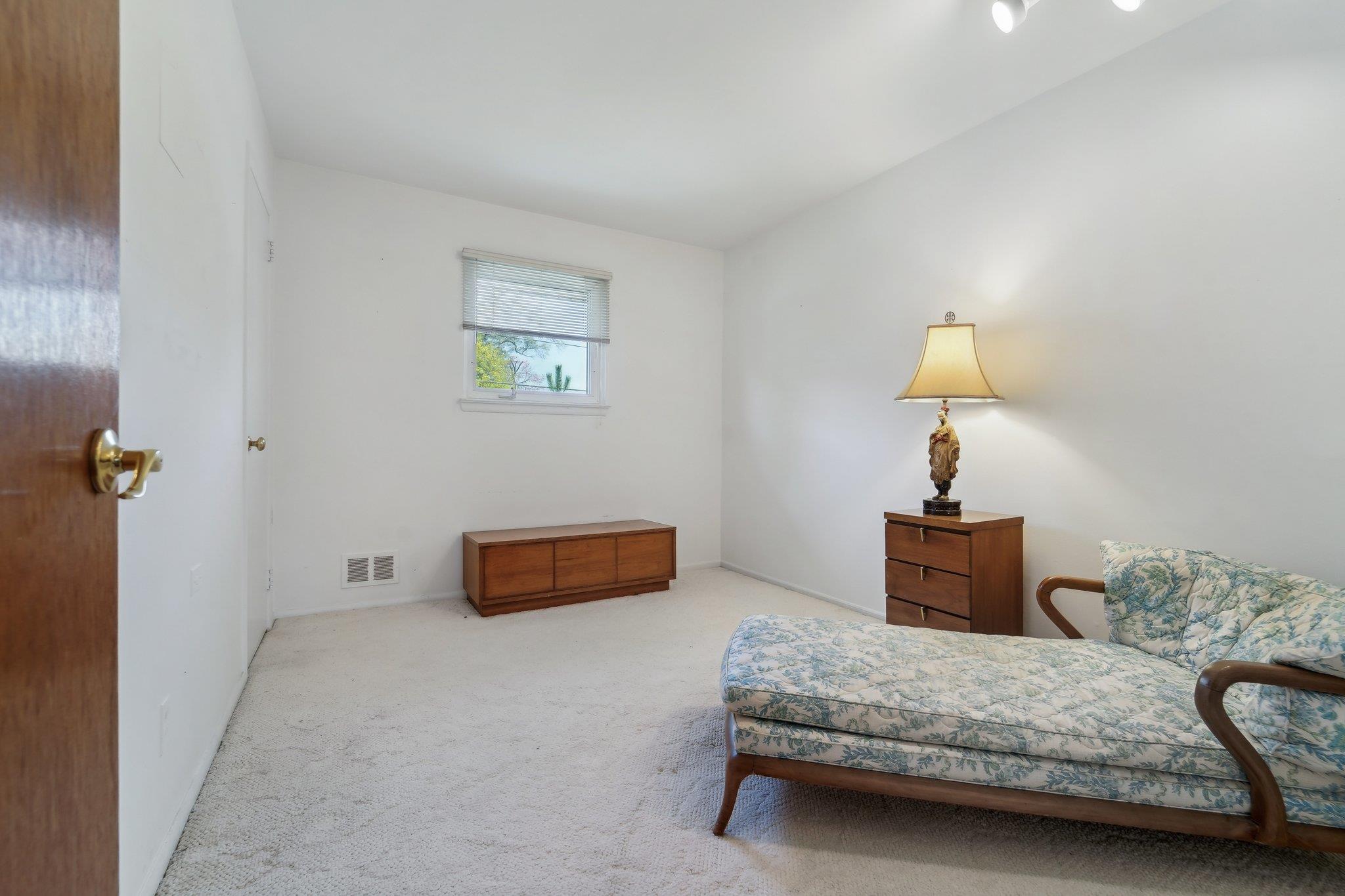 103 S Nauraushaun Road Property Photo 23