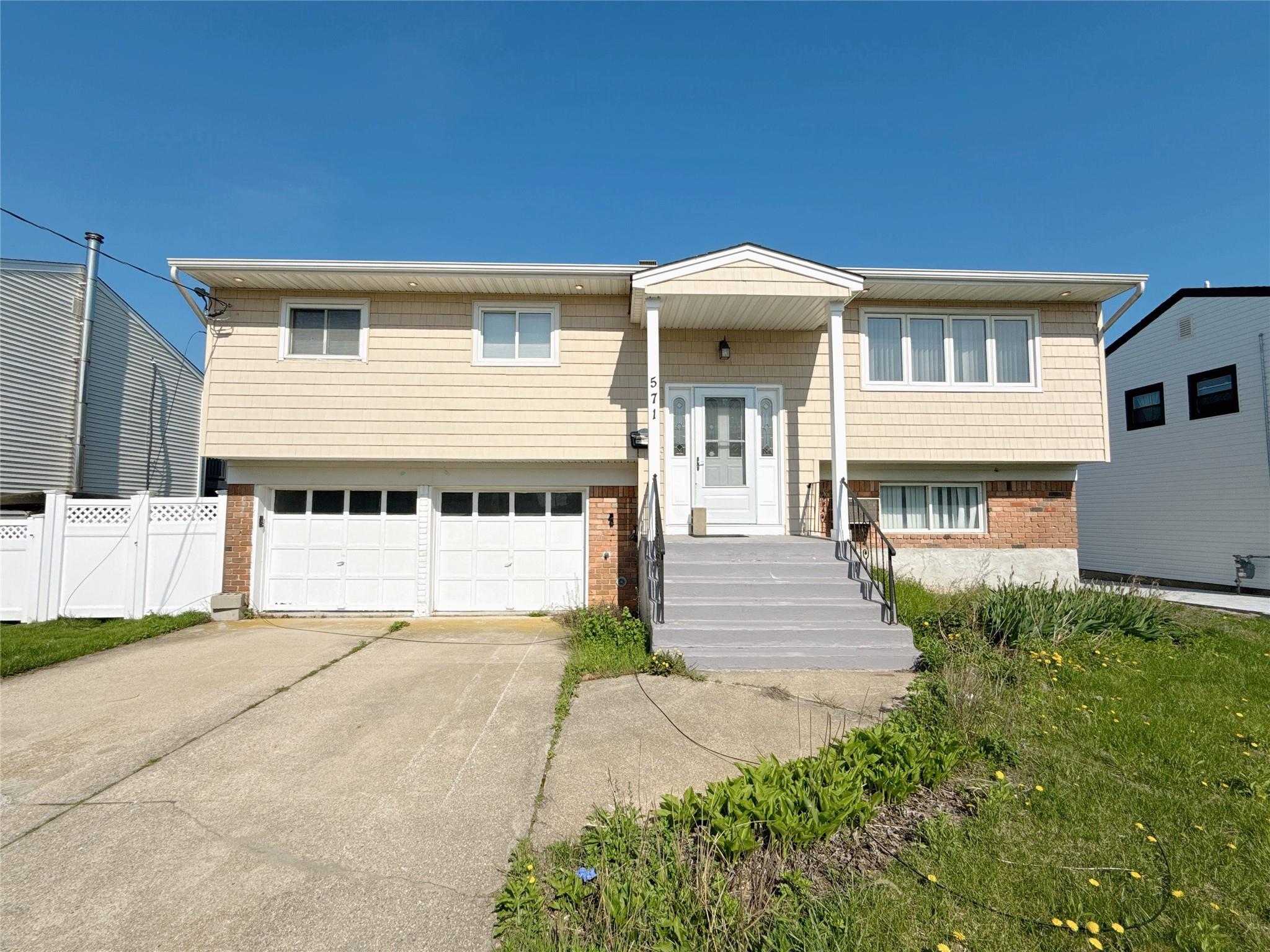 571 Nassau Avenue Property Photo