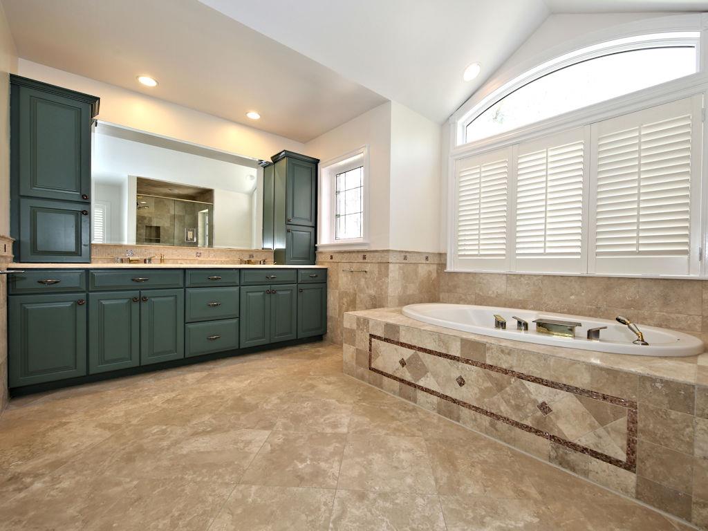216 Woodhampton Drive Property Photo 15