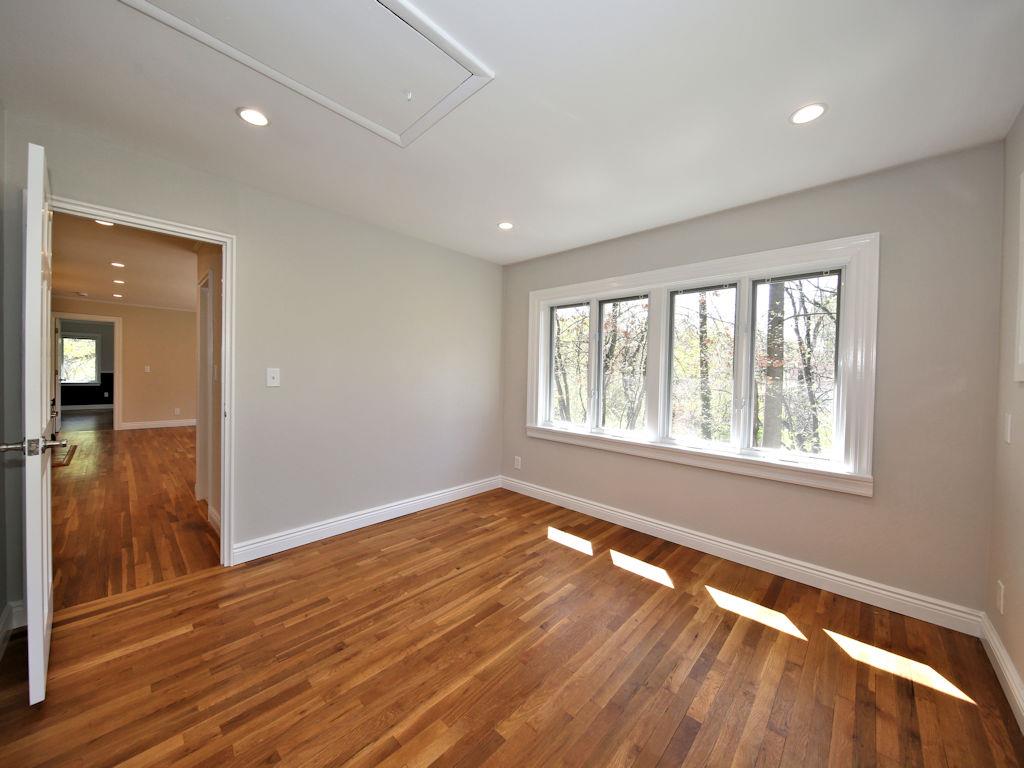 216 Woodhampton Drive Property Photo 18