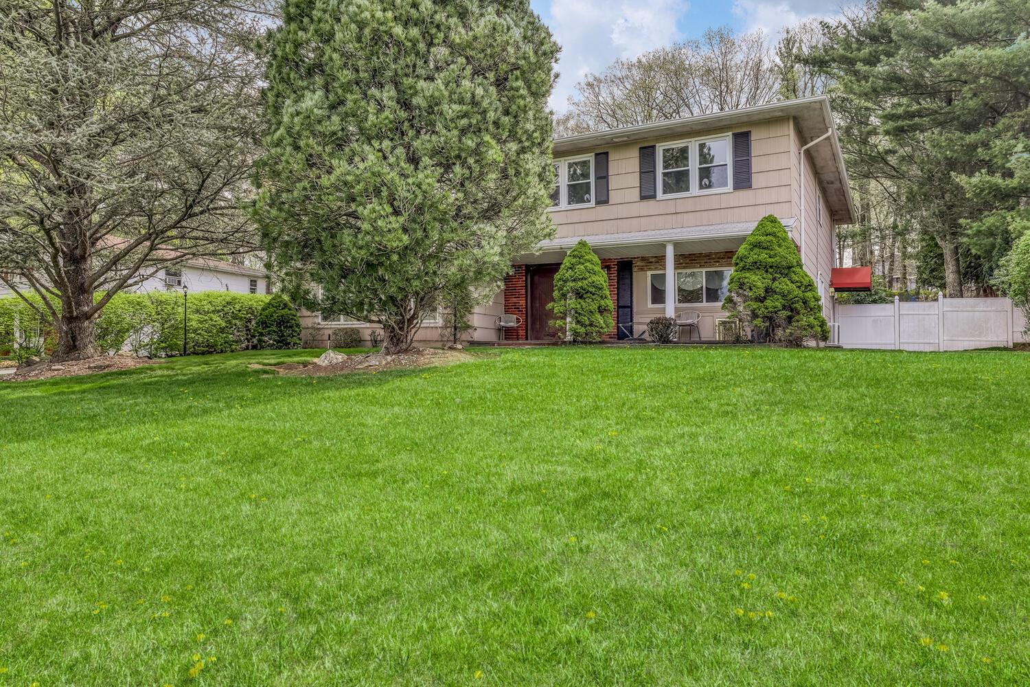 Monsey Real Estate Listings Main Image
