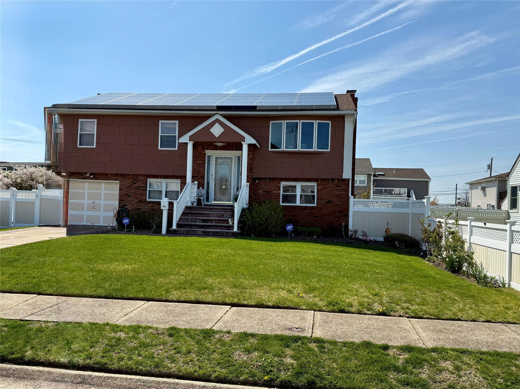 11757 Real Estate Listings Main Image