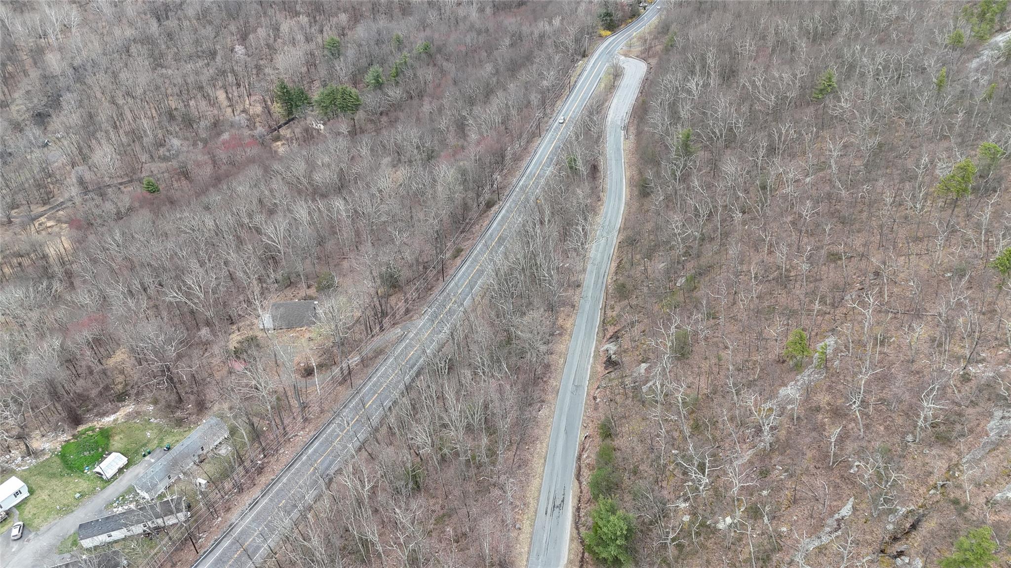 Route 52 Property Photo 5