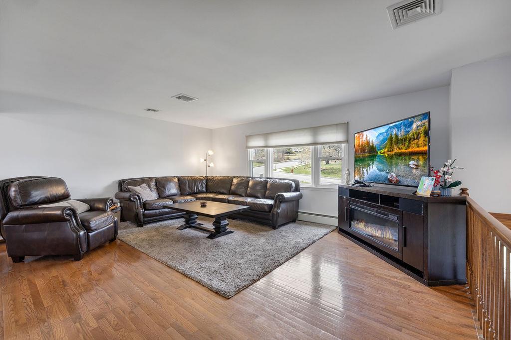 10 Jackson Street Property Photo 5