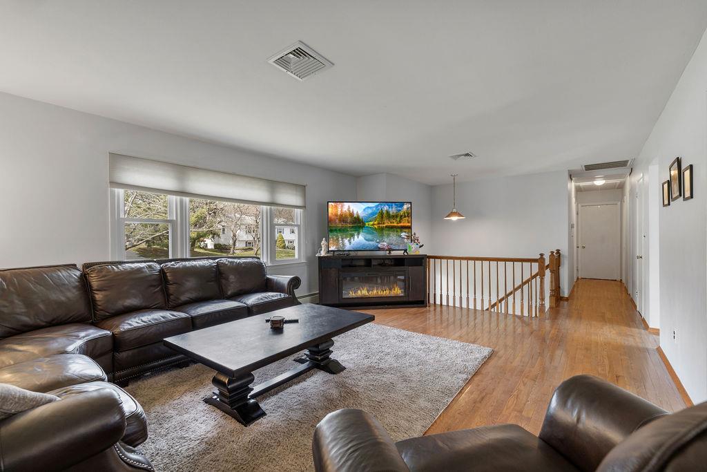 10 Jackson Street Property Photo 7