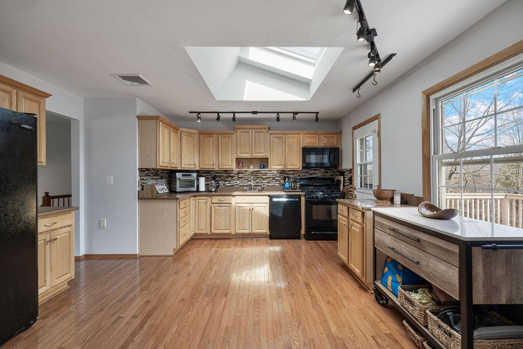 10 Jackson Street Property Photo 11